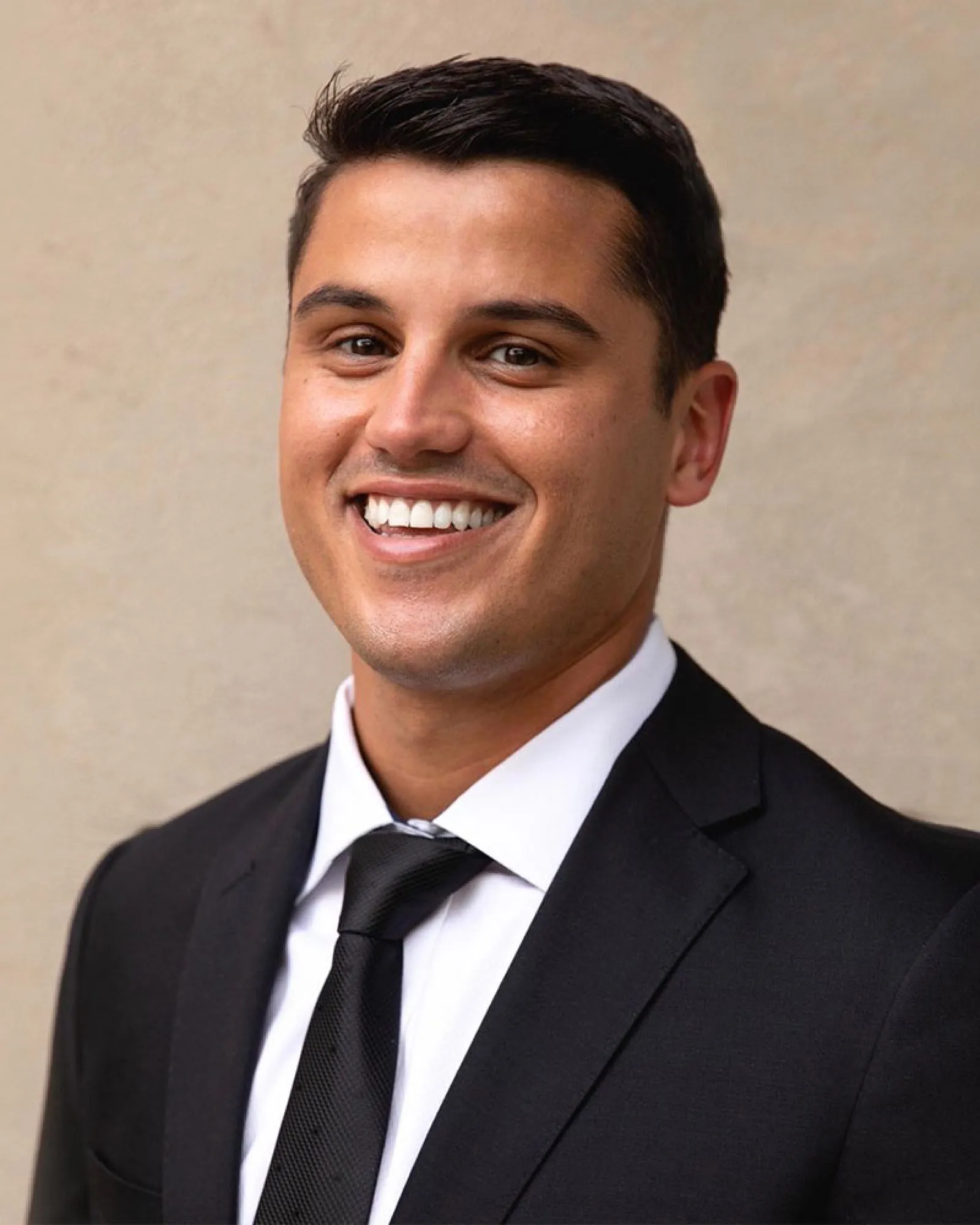 Dr. Eugenio Bricio